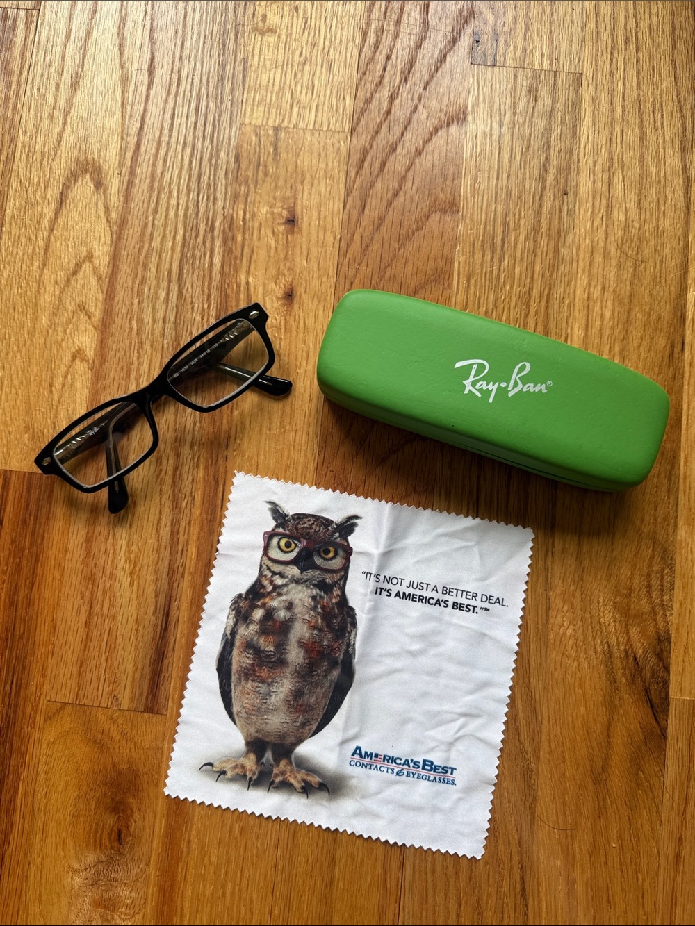 Ray-Ban Black Rectangular Glasses with Bright Green Hard Case